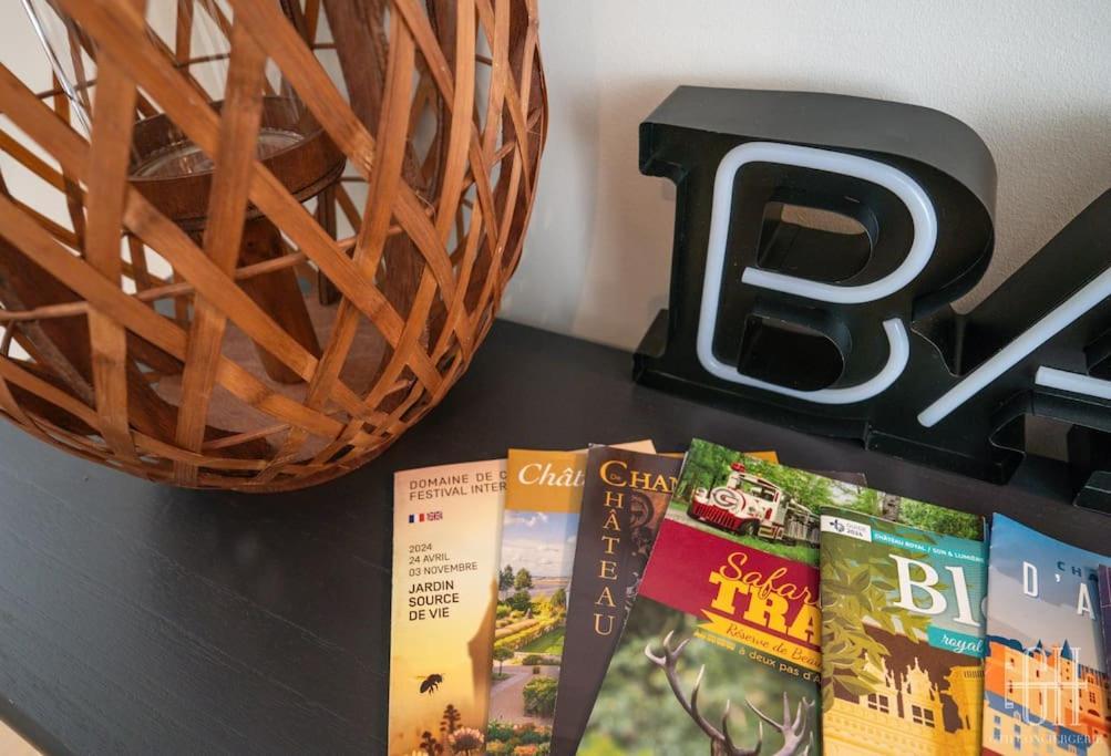 Begonia - Place Plumereau Тур Екстер'єр фото